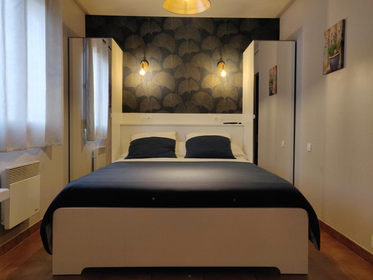 Bed and Breakfast Les Terrasses De Valensole Zewnętrze zdjęcie